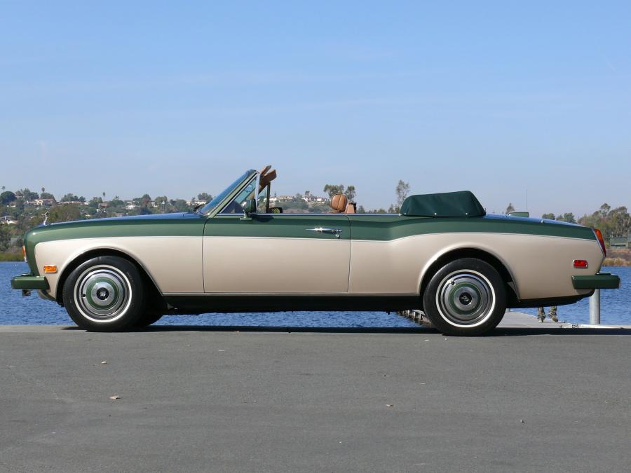  Rolls-Royce Corniche II 1989 года  (фото 1 из 3)